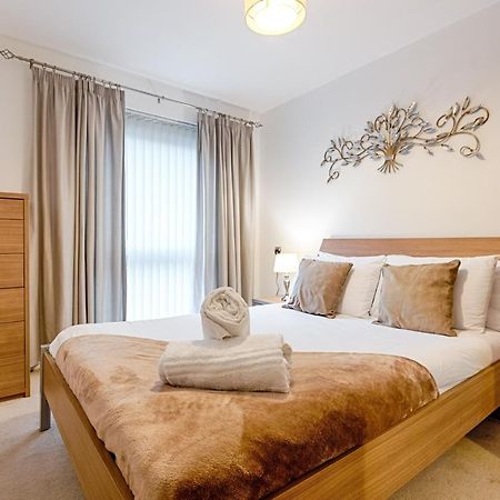 Apartamento Parking, Balcony, Fully Equipped Kitchen Swansea Exterior foto