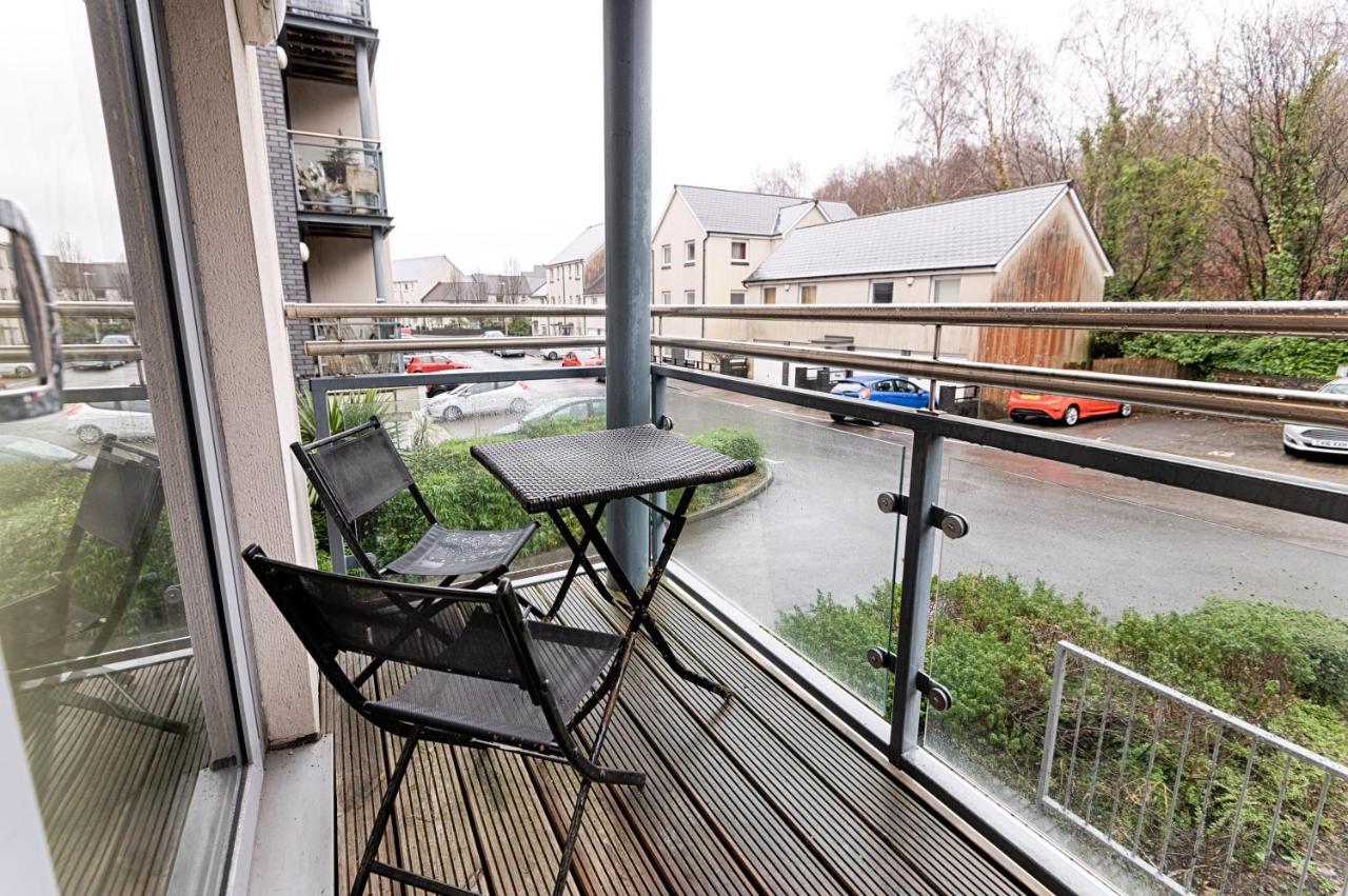 Apartamento Parking, Balcony, Fully Equipped Kitchen Swansea Exterior foto